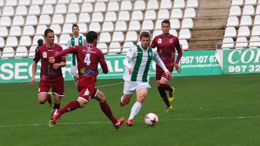 El Córdoba B pierde el duelo de filiales ante el Betis Deportivo