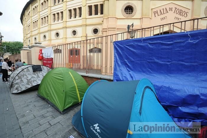 Colas para el concierto de Malú