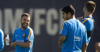 Alba, Mathieu y Sandro se entrenan con el grupo