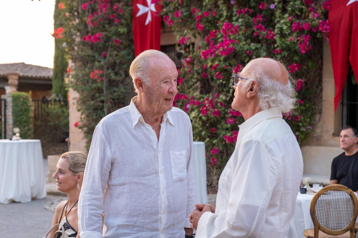 La celebración del tradicional cóctel solidario de la Orden de Malta, en imágenes