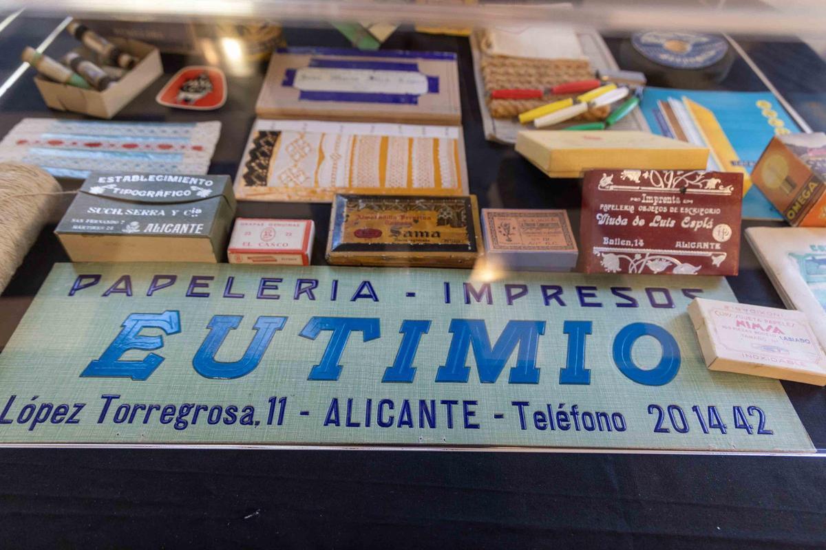 Cien años de agentes comerciales en Alicante: una exposición recorre su legado Cien años de agentes comerciales en Alicante: una exposición recorre su legado