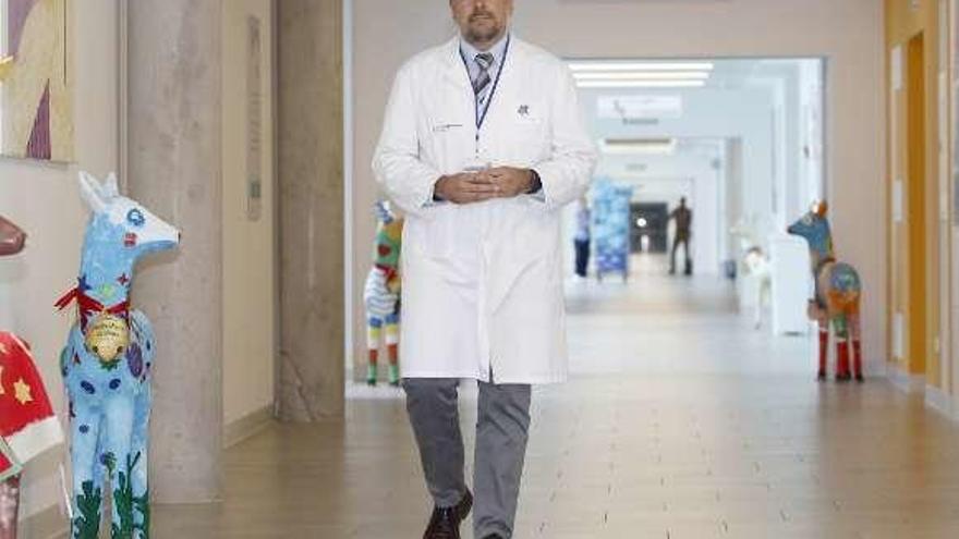 El gerente de la EOXI de Vigo, Julio García Comesaña. // Alba Villar