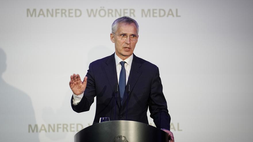 Stoltenberg afirma que la contraofensiva de Ucrania avanza y supera las defensas rusas