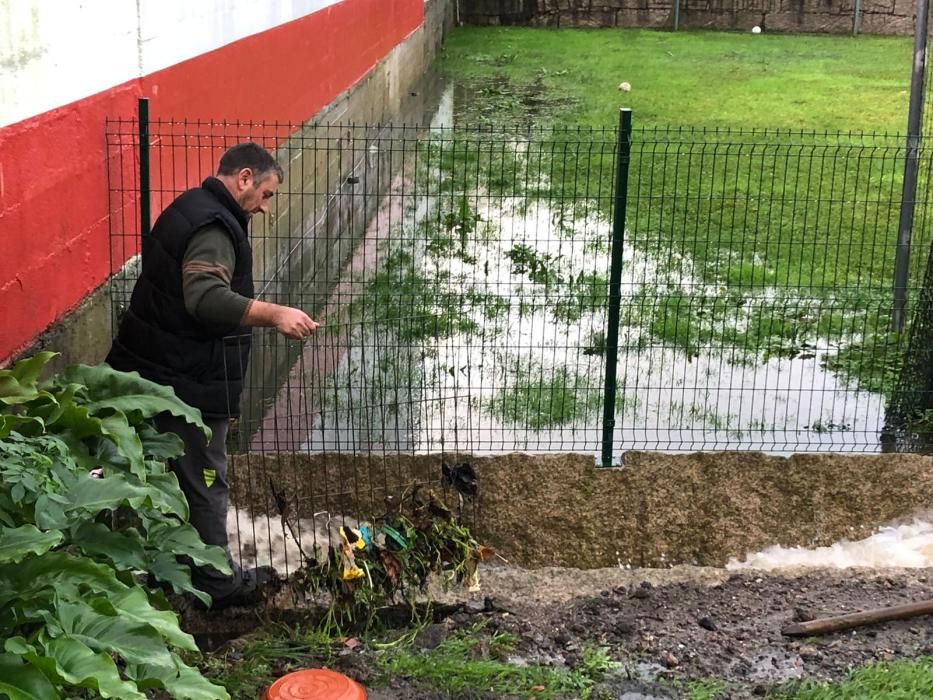 Los efectos de las intensas lluvias en O Grove.