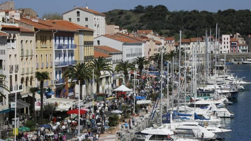 El atractivo paseo marítimo de Port Vendres, municipio que se hermanará con Sóller.