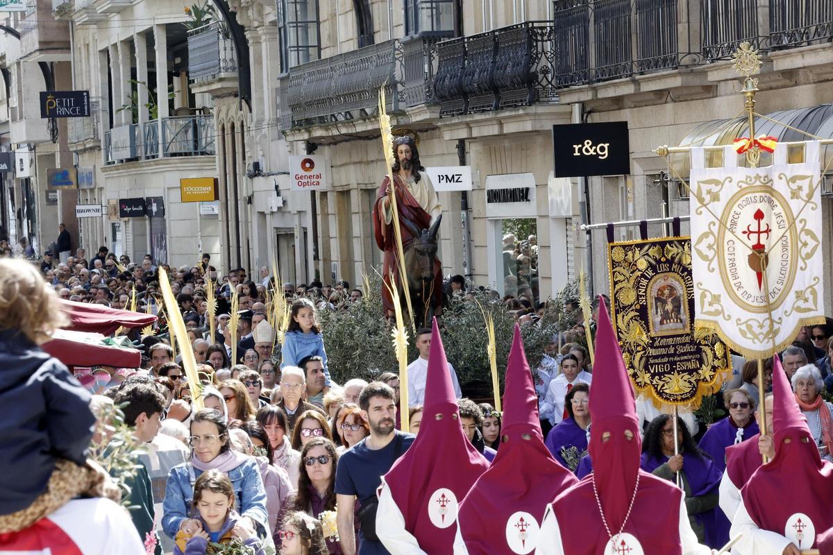 La procesión de la Borriquita de Vigo este Domingo de Ramos, en imágenes