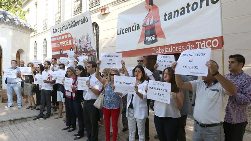 Protestan por la concesión de licencia al nuevo tanatorio ante Urbanismo