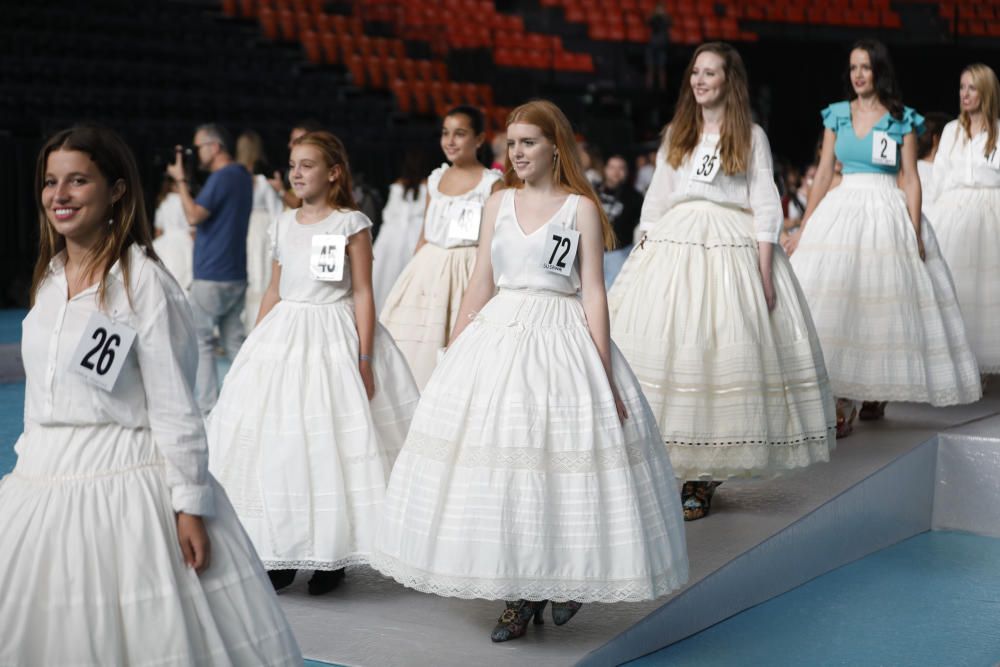 Ensayo de las candidatas a fallera mayor 2019 en la Fonteta