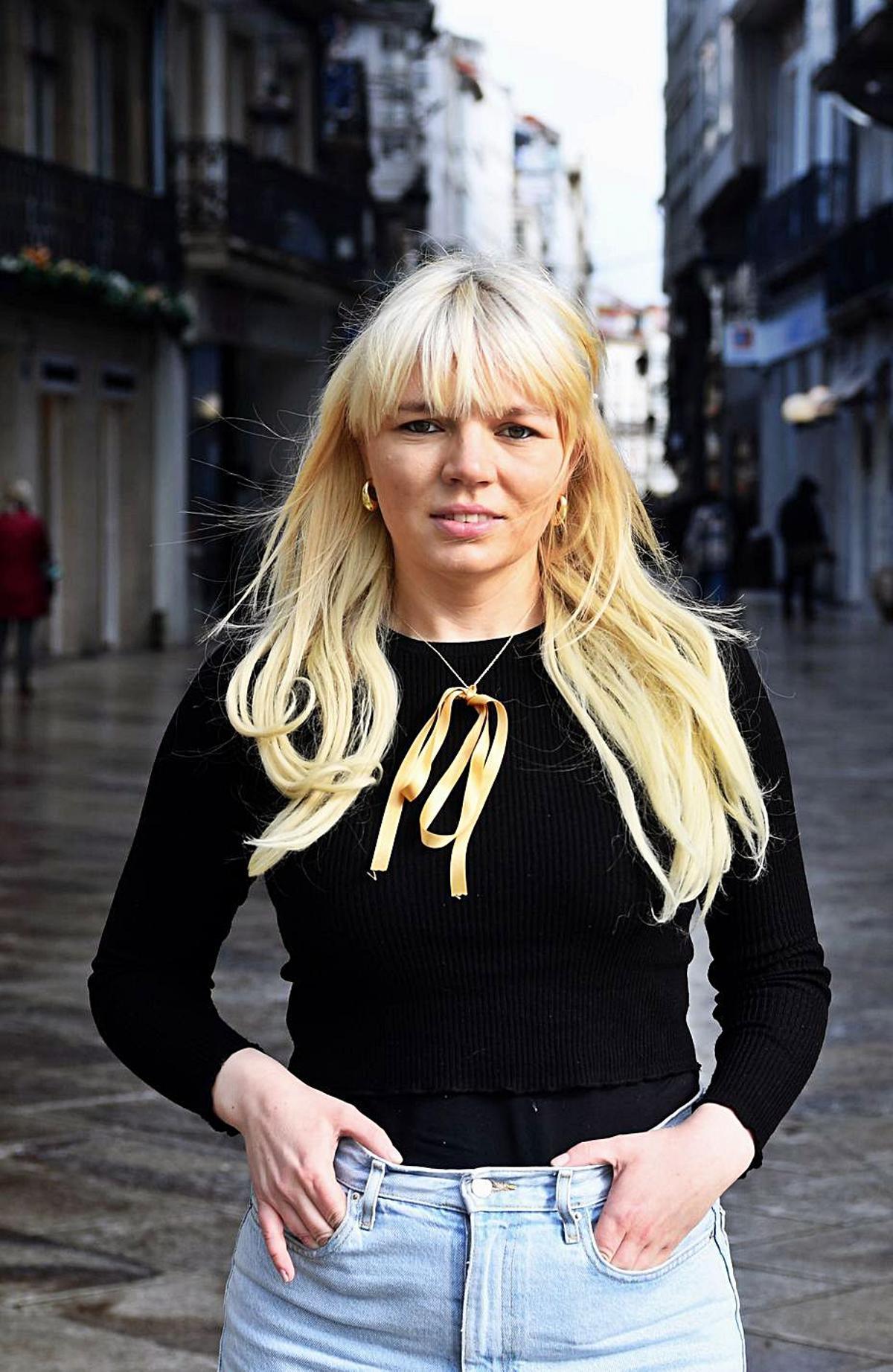 Iara Mantiñán, ayer, en el Obelisco.   | // CARLOS PARDELLAS