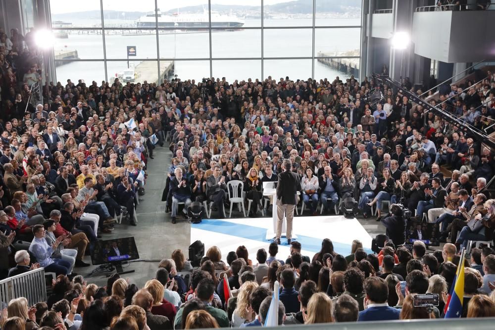 "No seré rehén de ningún partido, ni del mío", asegura el presidente de la Xunta y candidato del PPdeG en el Auditorio Mar de Vigo.