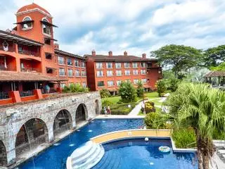 Los Sueños Marriott Ocean & Golf Resort: Pacífico, golf y selva frente a playa Herradura