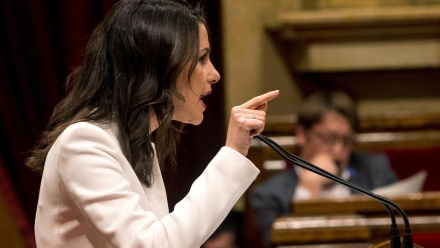 Inés Arrimadas durante el debate de investidura.