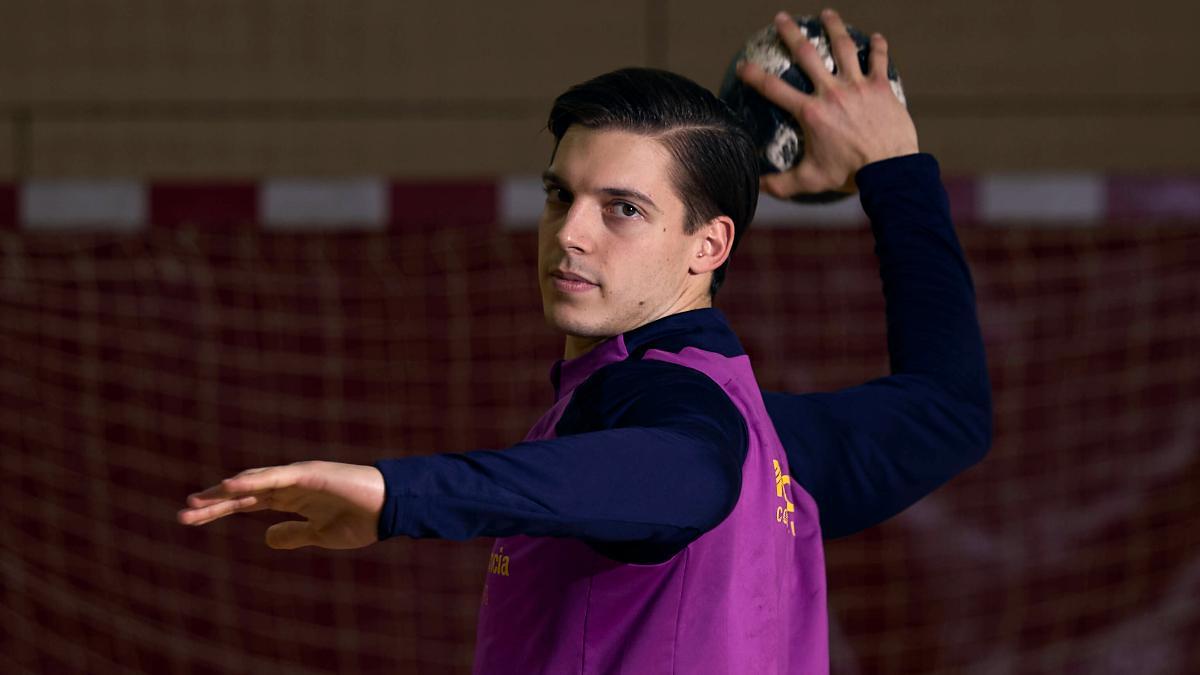 Doman Makuc, feliz y centrado en el Barça