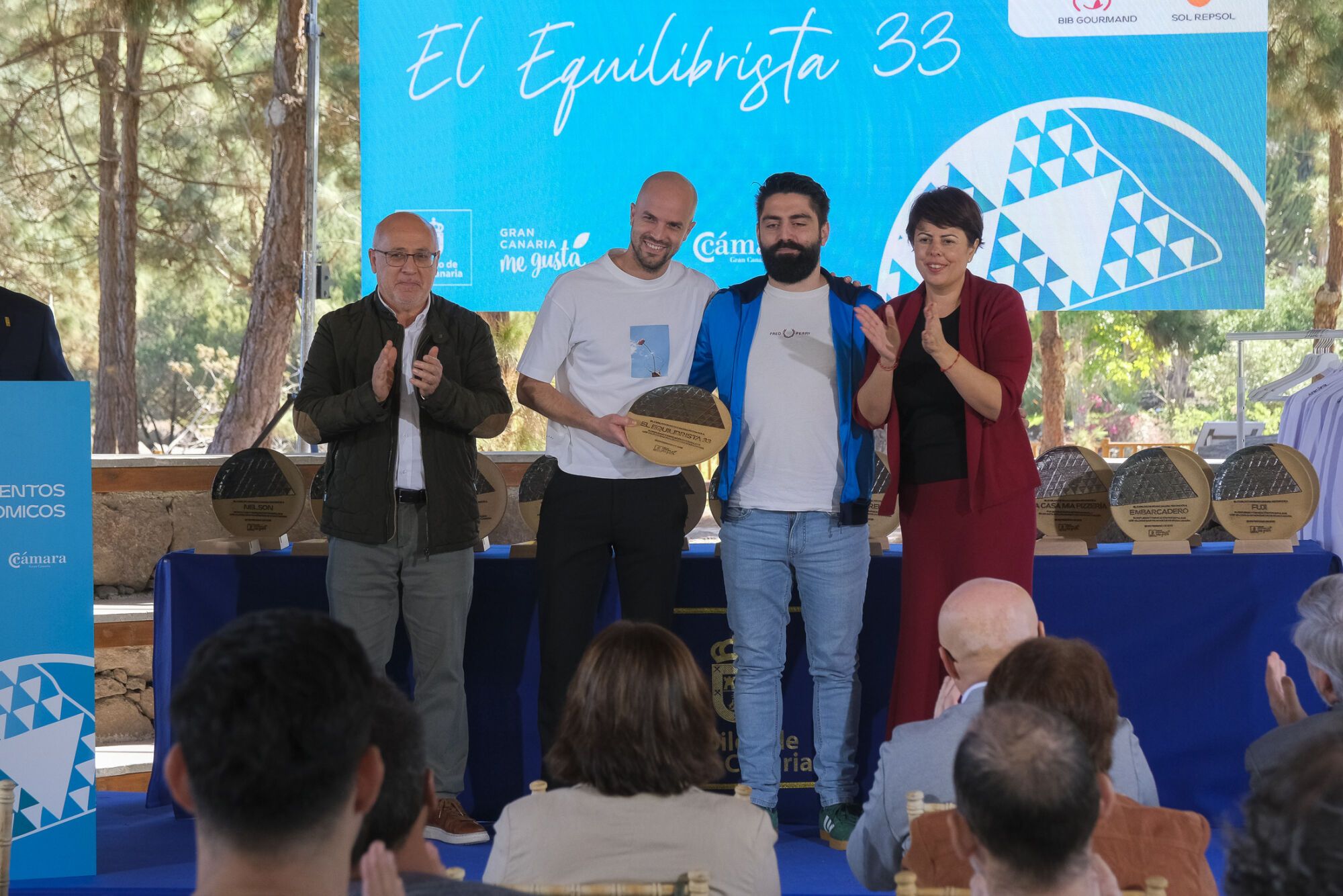 10-02-2025 LAS PALMAS DE GRAN CANARIA. Homenaje a los cocineros de 23 restaurantes de la isla por su trayectoria o su inclusión en las guías Michelín y Repsol  | 10/02/2025 | Fotógrafo: Andrés Cruz
