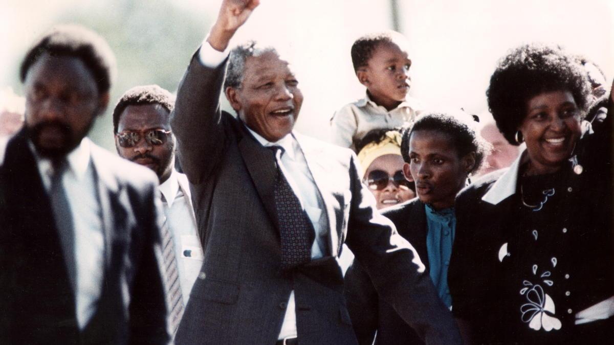 Lecciones de confinamiento: así se mantuvo en forma Mandela fuera y dentro de la cárcel