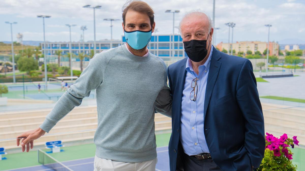 Rafa Nadal y Vicente del Bosque, esta mañana en Manacor.