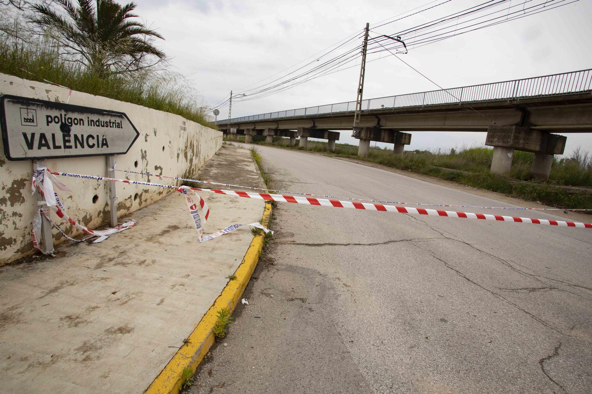 Las intensas precipitaciones han desbordado barrancos y cortado caminos en diferentes municipios de la comarca