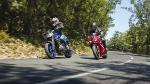 Neomotor Coche Accidente Motos Circular Seguridad DGT