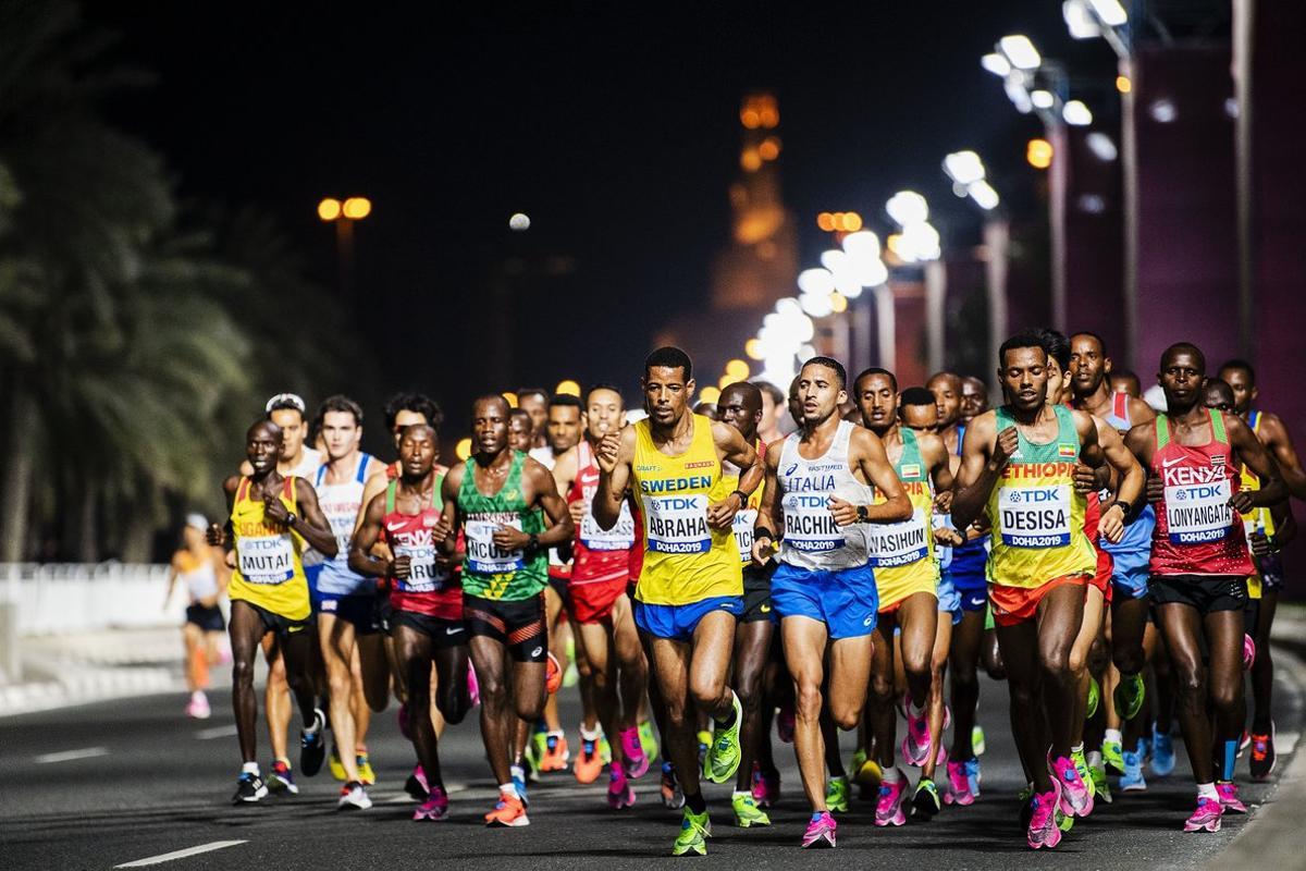 05/10/2019 Atletas compitiendo en el maratÃ³n de los Mundiales de Doha 2019