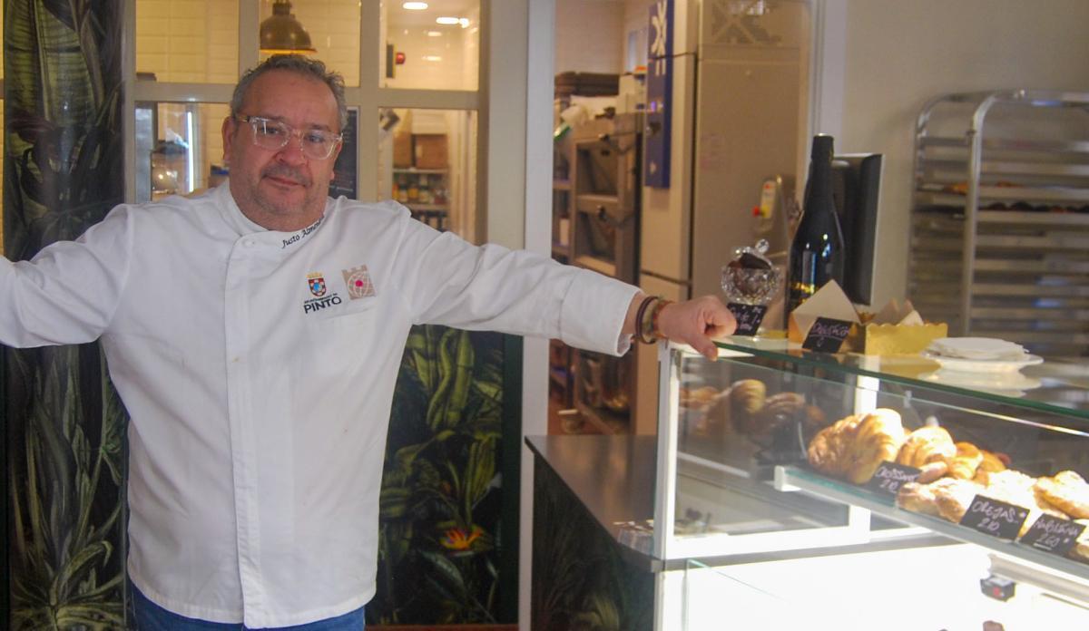 Justo Almendrote, creador de El Indio Chocolatería Boutique Hostel