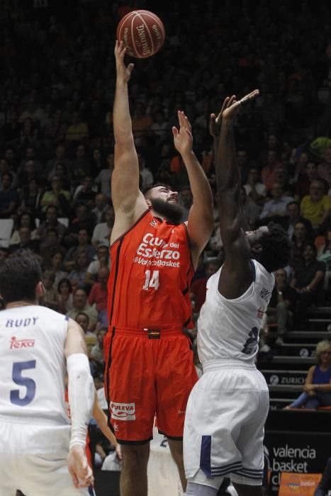 Las mejores imágenes del Valencia Basket - Real Madrid