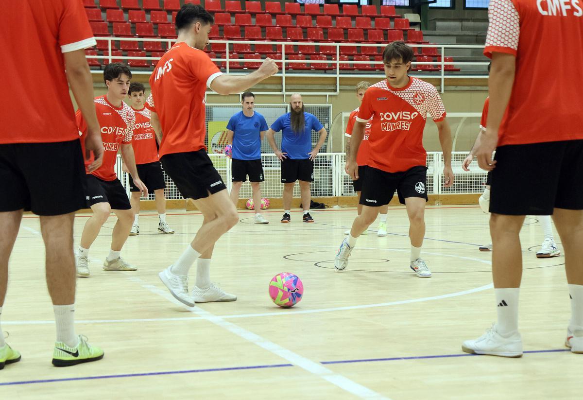 Totes les fotos del primer entrenament de la temporada 2026/27 del Covisa Manresa