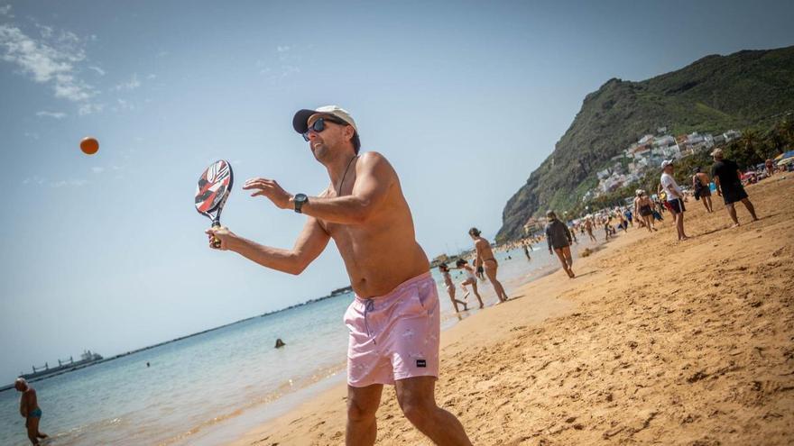 Tenerife Prepares for Busy May Holiday Weekend with Cultural and Sporting Events