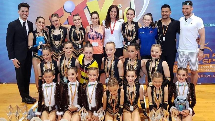 Una gimnasta de Sedaví gana cinco oros en el nacional de Fit Kids