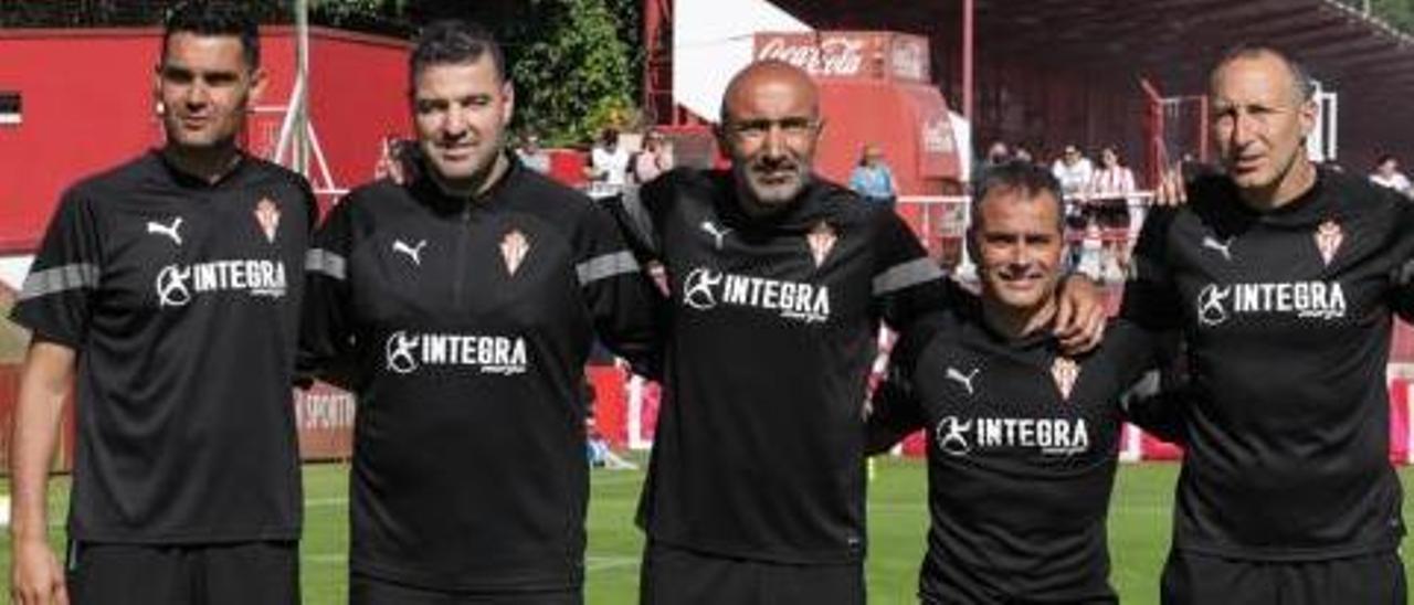 Por la izquierda, Juan Pablo Colinas, Borja de Matías, Abelardo Fernández, José Antonio Morga y Tomás Hervás. | |  JUAN PLAZA