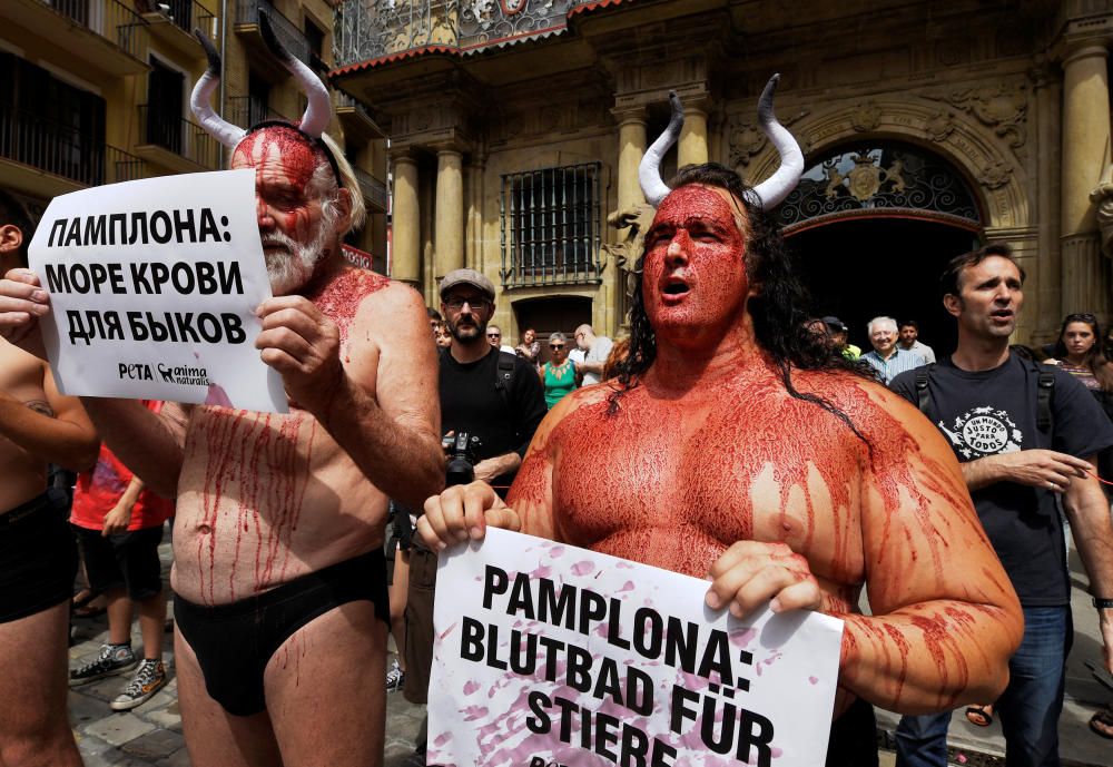 Protesta contra el maltractament animal als Sanfermines de Pamplona