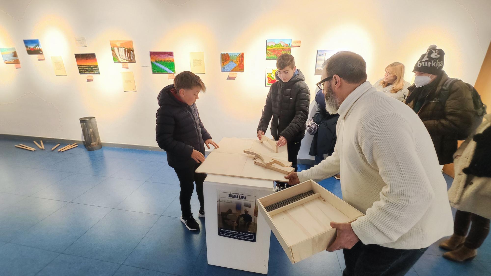 La escultura en homenaje a los entibadores, de Juanma Tapia