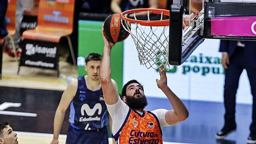 Bojan Dubljevic, máximo anotador taronja del partido ante el Movistar Estudiantes