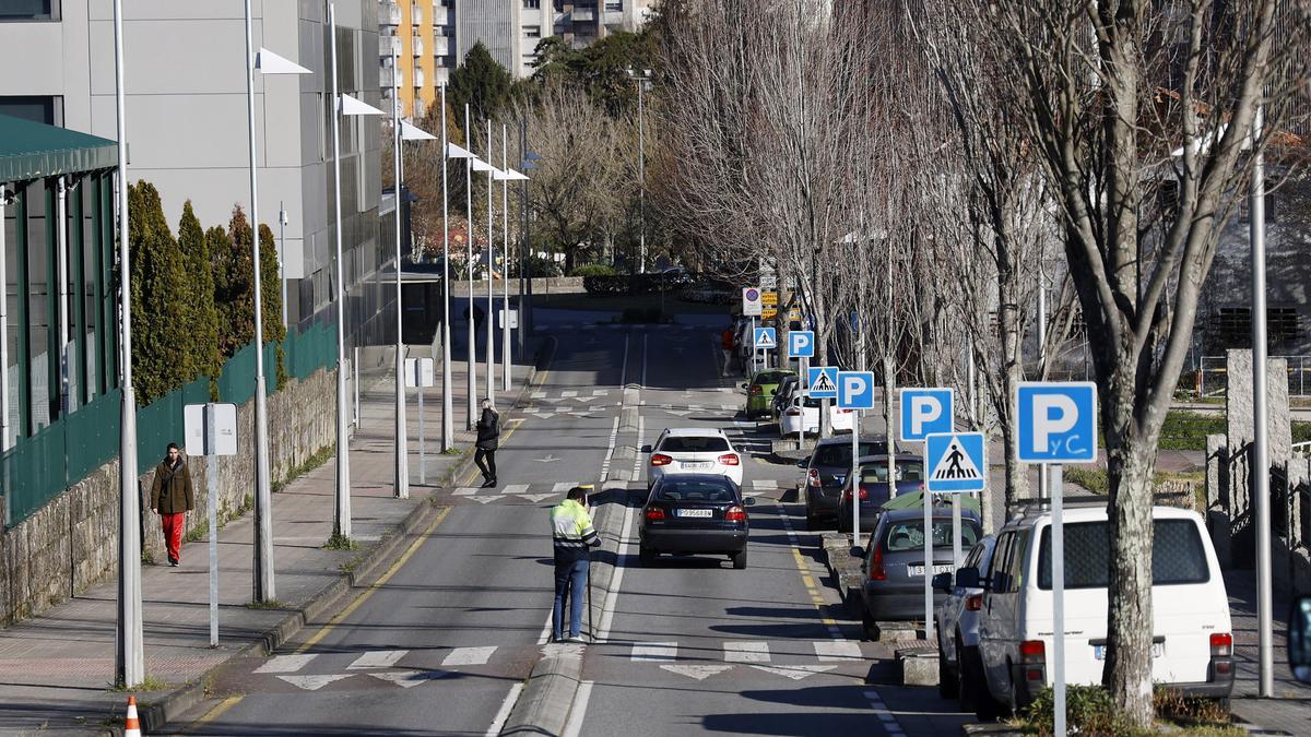 Nuevas farolas en una calle de Campolongo.