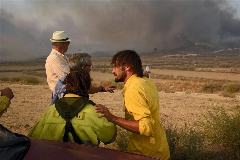 Impresionante incendio en la sierra de Alcubierre