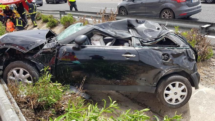 Cuatro heridos en un accidente en la A-7