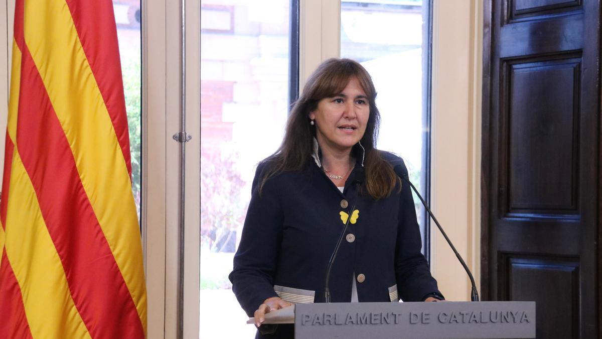 La presidenta del Parlament, Laura Borràs, anunciant que el ple per investir Pere Aragonès serà dijous a la tarda i divendres.