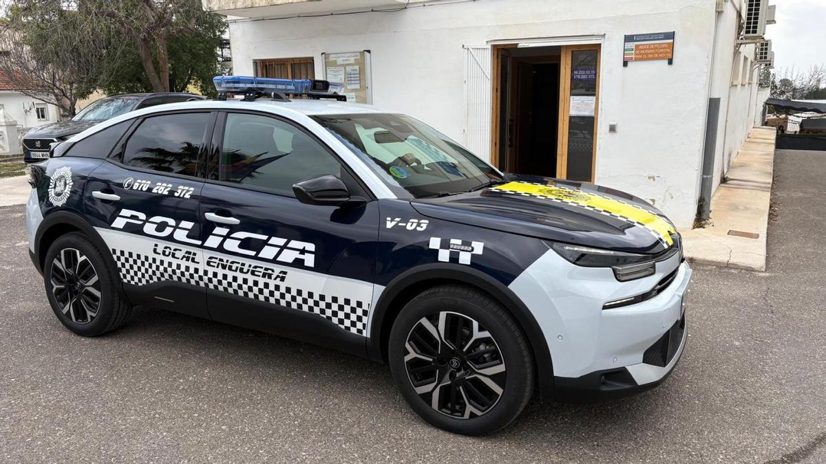Nuevo coche de la Policía Local de Enguera