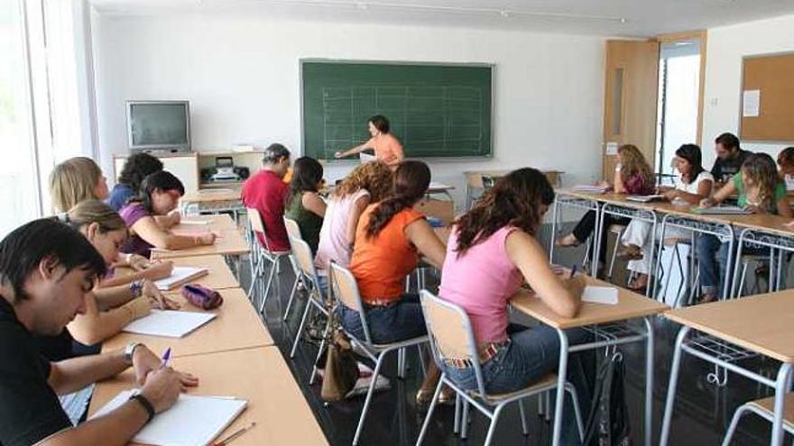 La Escuela de Idiomas de Elche, en imagen de archivo.