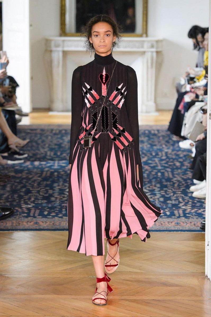 PFW P/V17: Valentino