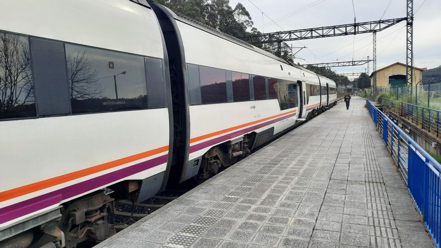 El convenio de As Xubias deja en el aire el tren de cercanías y la línea Uxes-Betanzos