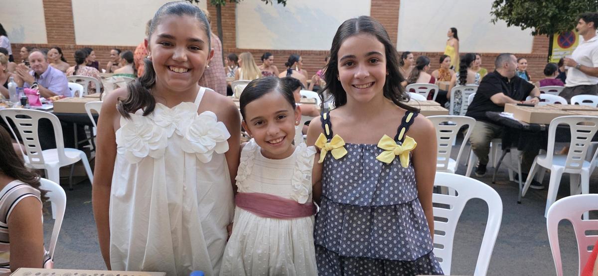 Candidatas a Fallera Mayor Infantil de València 2027 en el Sopar de la Punxà