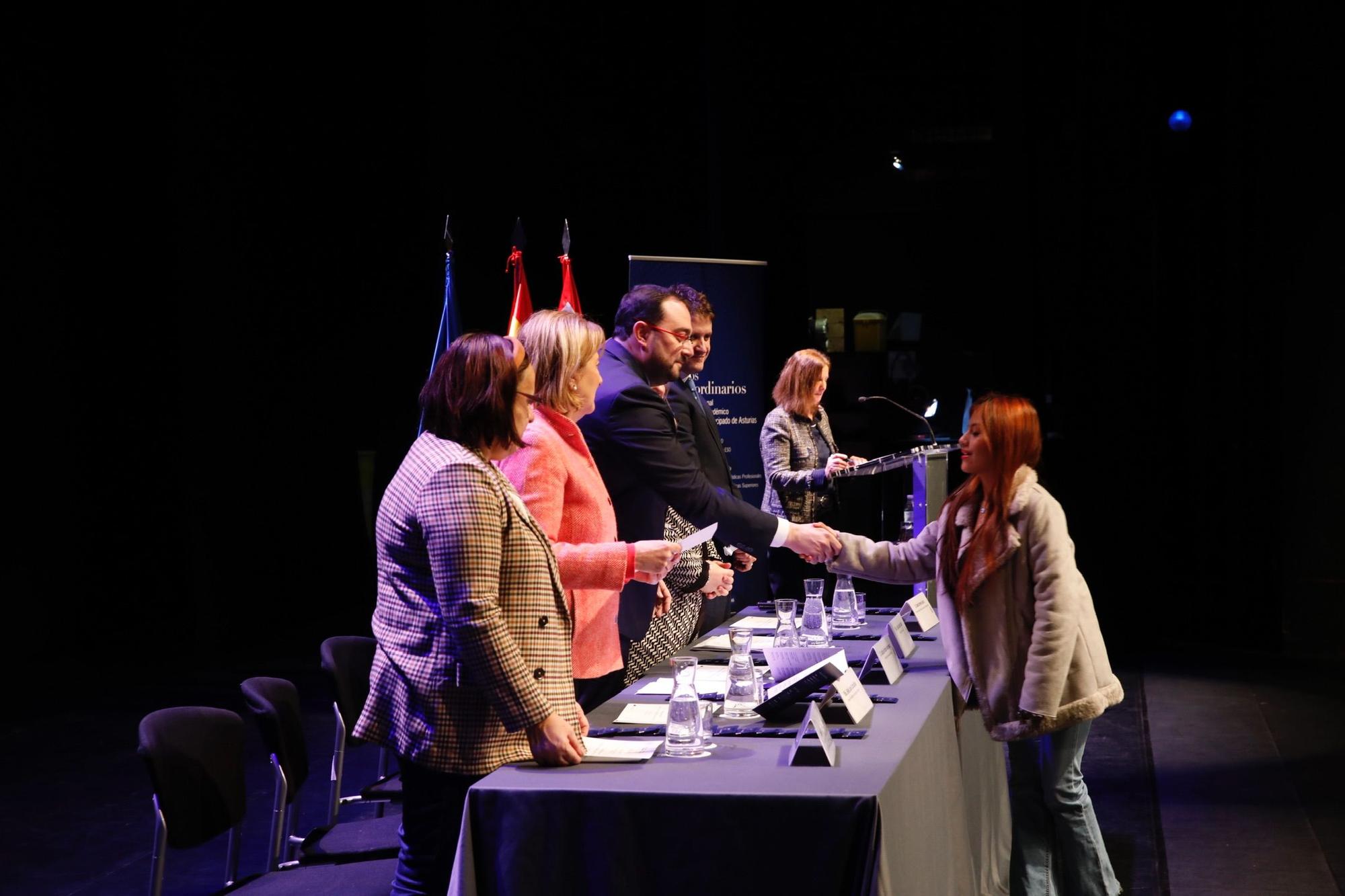 En imágenes: Así fue la ceremonia de entrega de los premios extraordinarios al esfuerzo personal