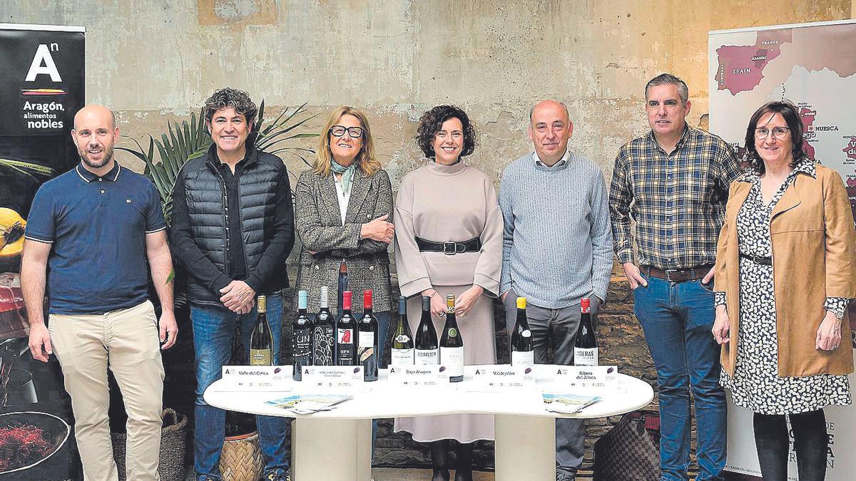 Representantes de las bodegas asociadas