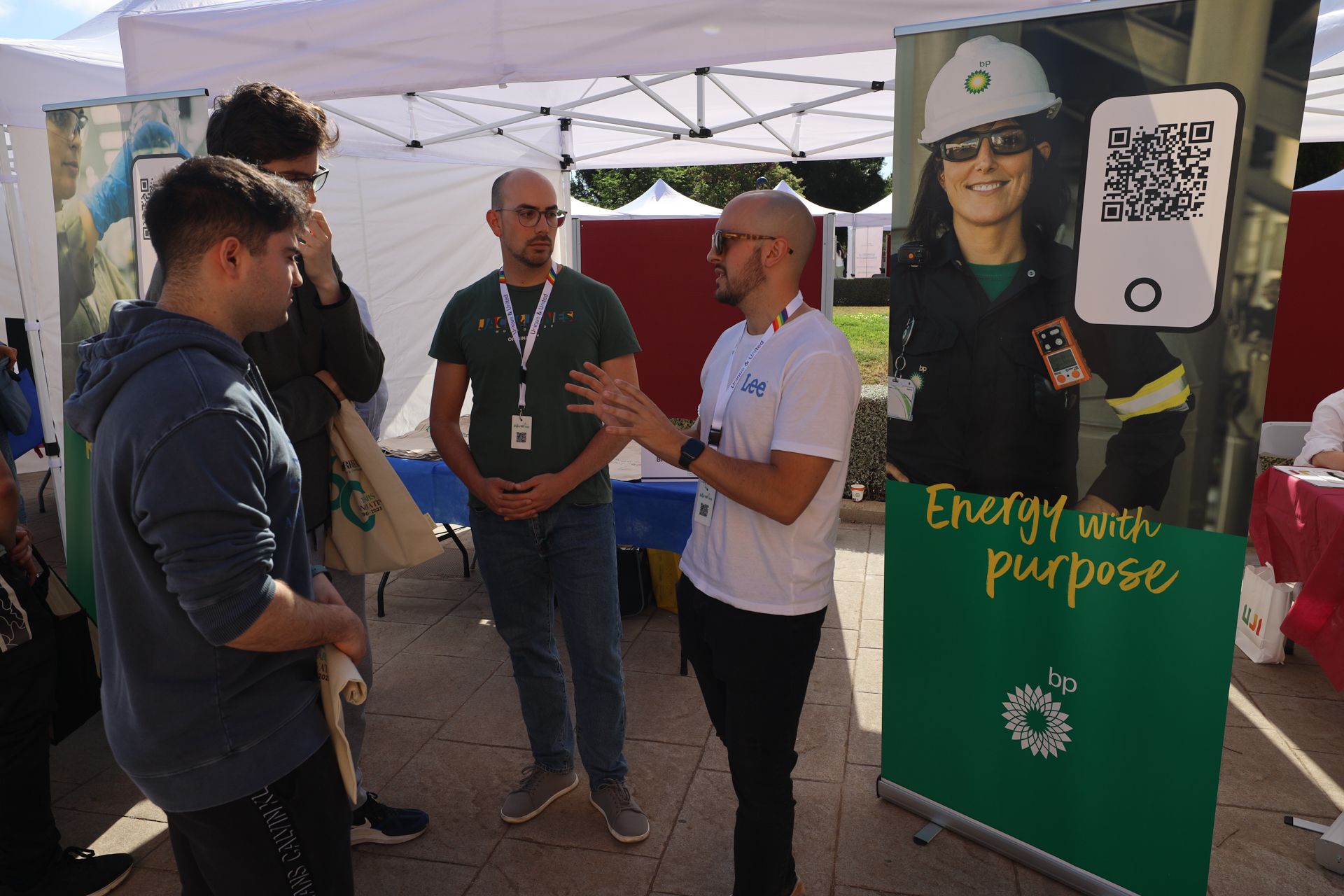 Más de mil universitarios aspiran a un empleo en la industria 5.0 de Castellón. Así ha sido la Feria de Empresas de la UJI.