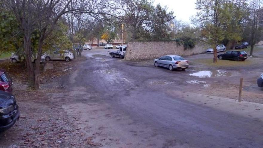 L&#039;aparcament que ara s&#039;haurà de canviar de solar.