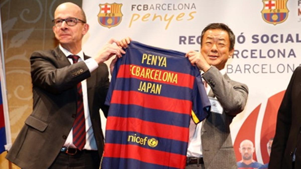 Hiroki Nkano, presidente de la PB de Japón, junto al vicepresidente del club Jordi Cardoner