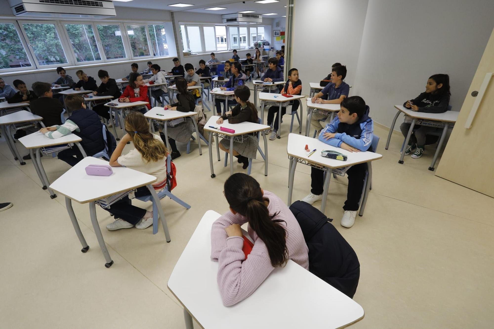 Imágenes de la final de la 32º edición de la Jornada Matemática Valencia en el Colegio Guadalaviar