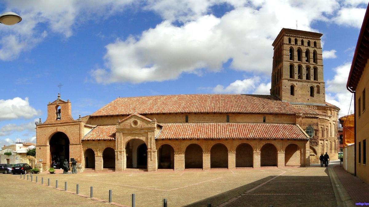 San Lorenzo de Sahagún, iglesias románicas