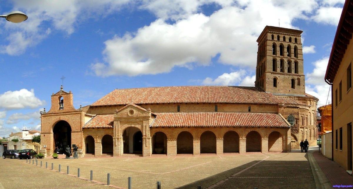 San Lorenzo de Sahagún, iglesias románicas