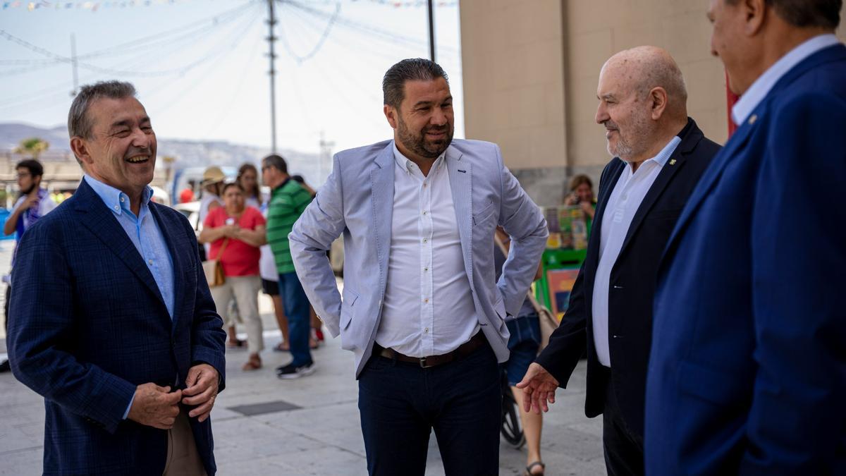 Paulino Rivero, Juan Carlos Cordero y Miguel Concepción.